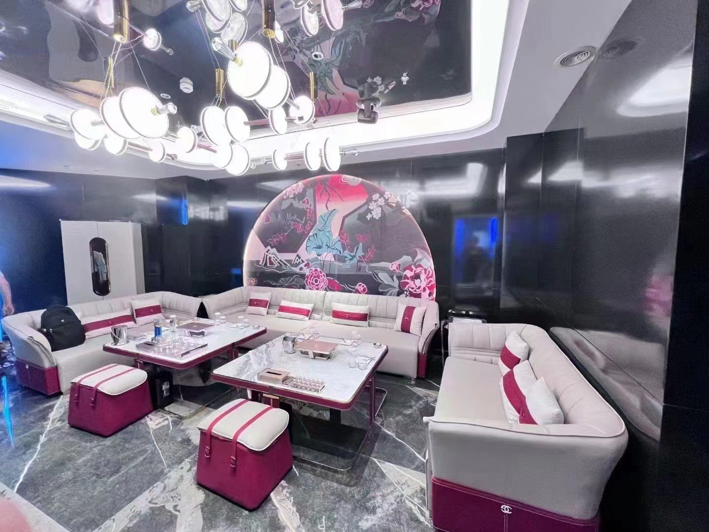 临汾商务ktv与商务ktv什么意思解析-曲沃县ktv订房